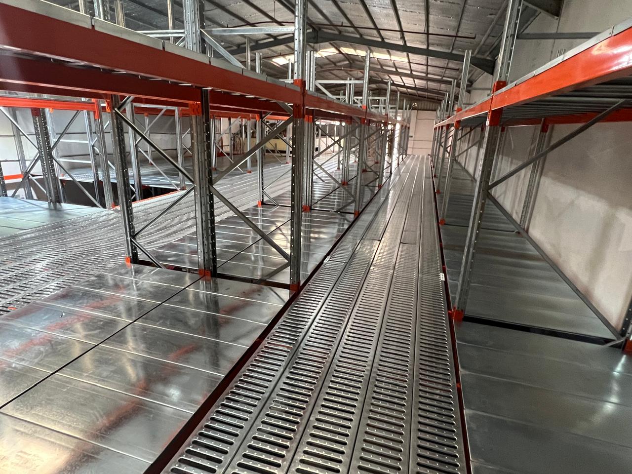 مشروع مستودع